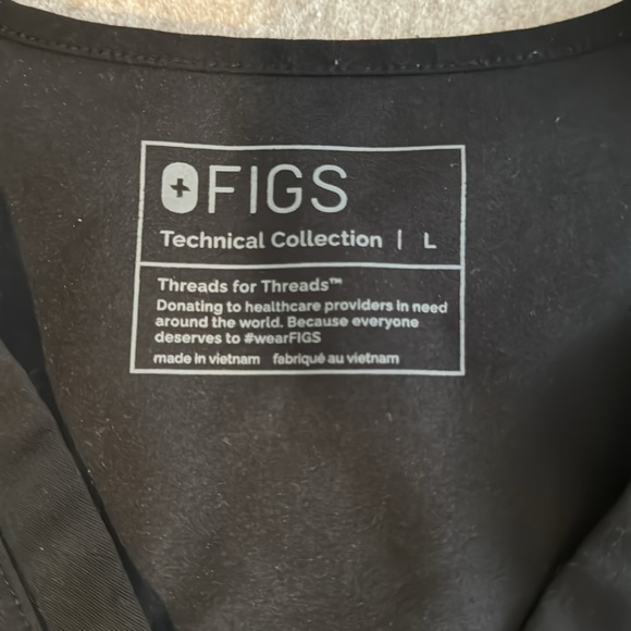 Like new. Figs top - Picture 2 of 5